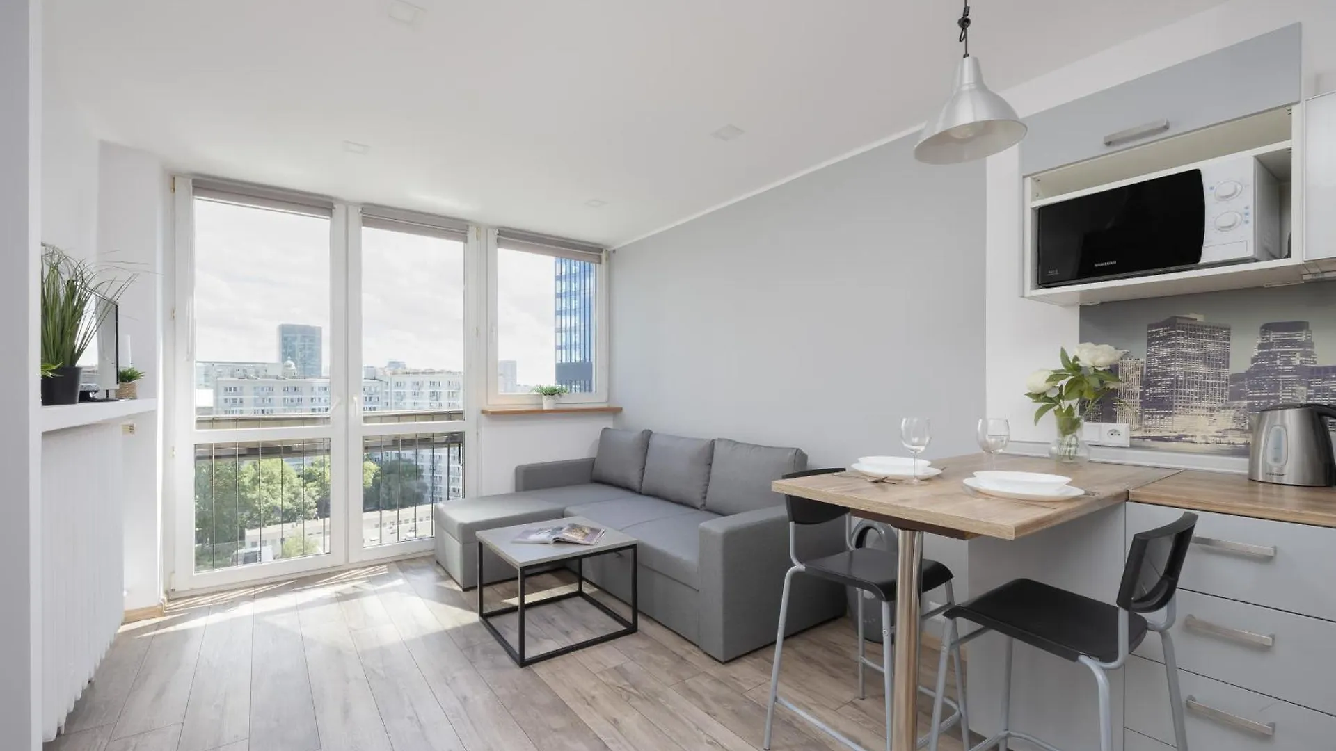 kontakty Comfort & Style City Center Apartments By Noclegi Renters